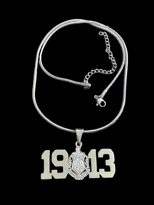 1913 Crest Stainless Steel Necklace