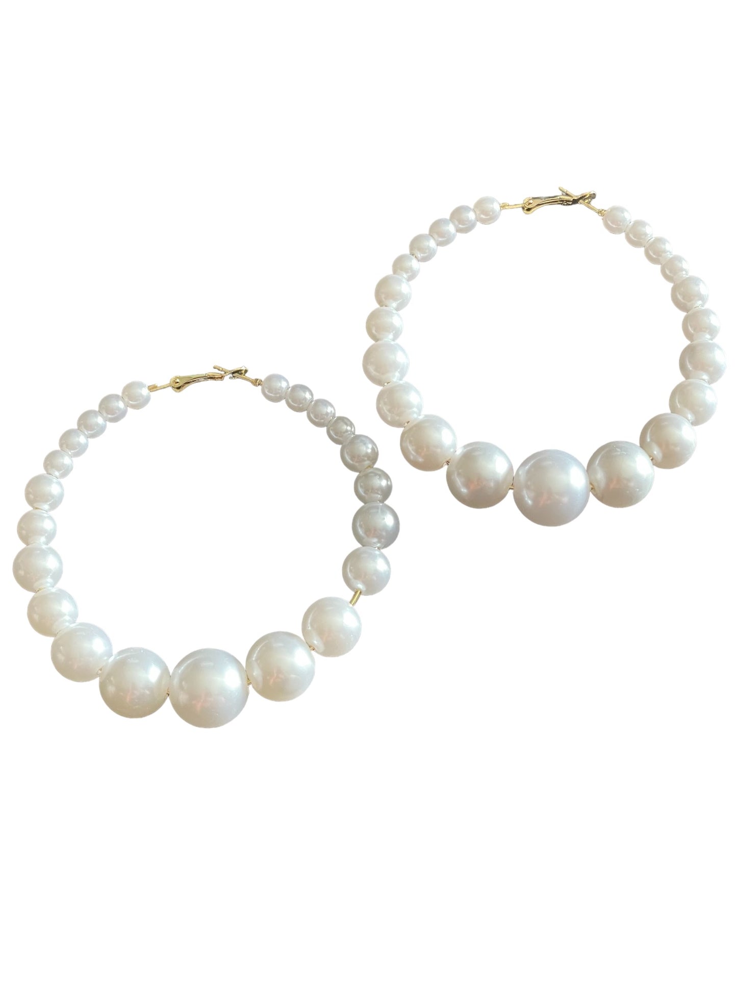 Graduated Pearl Hoops